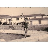 - FOTO ANNI 60 - RAGAZZA AL MARE - C15-1140