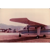 - FOTO ANNI '80 - AEREOPLANO I-LACO - NELL'AEROPORTO DI VILLANOVA D'ALBENGA -