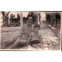 - FOTO DEL 1934 - FAMIGLIA AD ANDORA SAVONA AL MARE - 