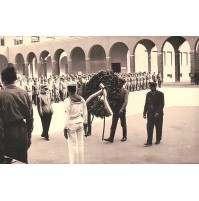 1950ca - FOTO DI GRUPPO DI MILITARI DELL'ESERCITO ITALIANO - POSA CORONA 