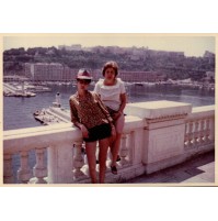 1963 - MAMMA E FIGLIO A MONTECARLO MONACO - DAVANTI AL PORTO 