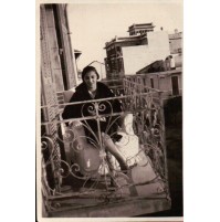 ANNI '40 - FOTO DI RAGAZZA IN POLTRONA SUL TERRAZZO BALCONE - 