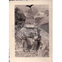 FOTO ANNI '30 - MONUMENTO C.A.I. IN MONTAGNA - SEZIONE VALTELLINESE -  C12-133