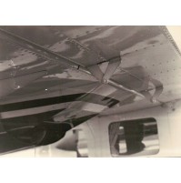 FOTO ANNI '60 - AEROPLANO IN AEROPORTO  -------- C16-134