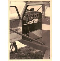 FOTO ANNI '60 - AEROPLANO IN AEROPORTO  -------- C16-156