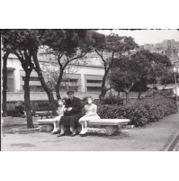 FOTO COPPIA DI BAMBINE A SAVONA 1956 SUL PROLUNGAMENTO 19-133A