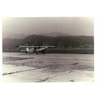 FOTO DEL 1971 AEROPLANO ALL'AEROPORTO DI VILLANOVA D'ALBENGA - AEREO AD ELICA -