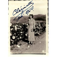 FOTO DI RAGAZZA FRANCESE IN CAMPAGNA CON BORSETTA - 1930ca -