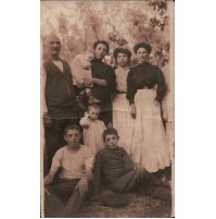 FOTOGRAFIA ANNI '20 - FAMIGLIA AL COMPLETO - IN CAMPAGNA 