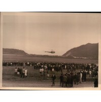 FOTOGRAFIA  ANNI '60 / ELICOTTERO IN AEROPORTO DI VILLANOVA D'ALBENGA C13-1012