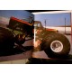 LIBRO : MONSTROUS TRUCKS - BILL HOLDER - MAGNA BOOKS 